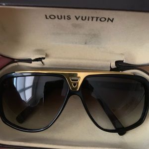 Louis Vuitton evidence sunglasses